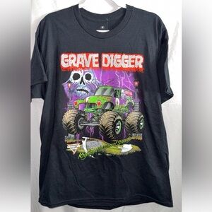 Monster jam Grave Digger keeping the shovel sharp Black Graphic tee medium
